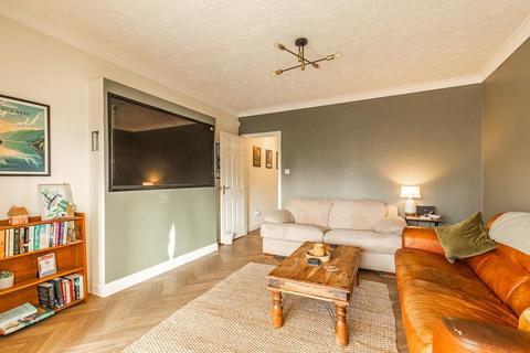 2 bedroom semi-detached bungalow for sale, High School Close, March, Cambridgeshire, PE15 8NX
