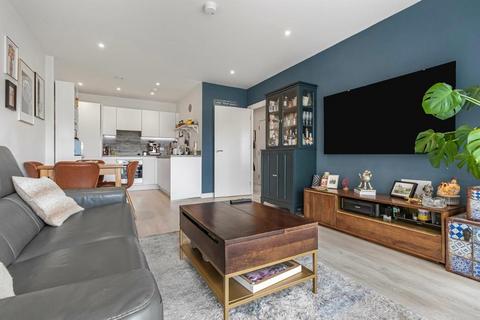 1 bedroom apartment for sale, Bittacy Hill, Mill Hill, London, Middlesex, NW7 1TG