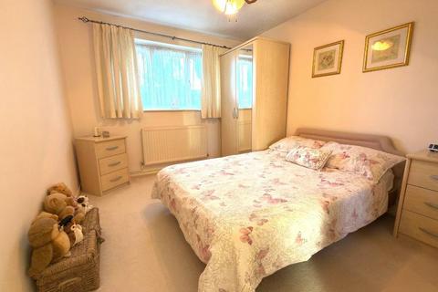 2 bedroom detached house for sale, L&D Borders, Luton LU4