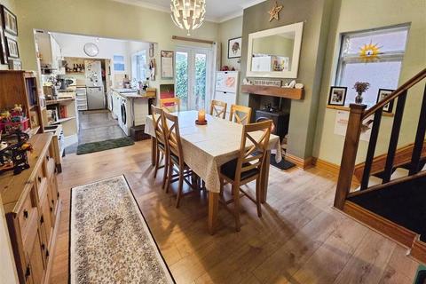 2 bedroom end of terrace house for sale, Clarges Street, Bulwell, Nottingham, NG6 9JF