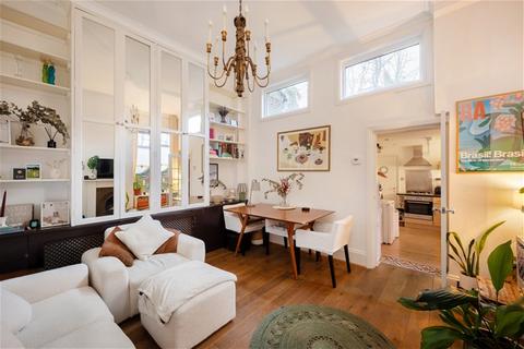 1 bedroom flat for sale, Lambolle Road, Belsize Park