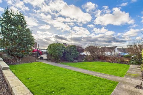 3 bedroom bungalow to rent, Countess Road, Dunbar, East Lothian, EH42