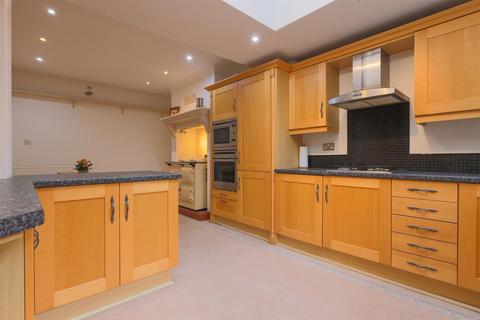 undefined, Park Avenue, Cheadle