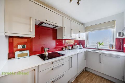 2 bedroom apartment for sale, Beulah Hill, London, SE19