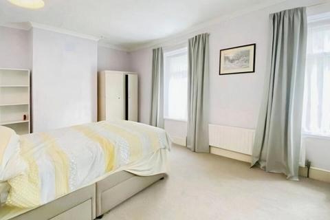 4 bedroom house to rent, Copy of Allensbank Road, Cardiff CF14