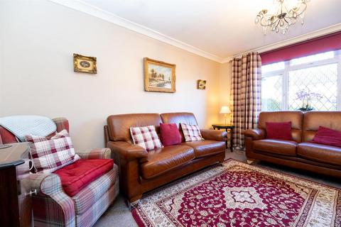 3 bedroom end of terrace house for sale, Buckingham Road, Borehamwood WD6