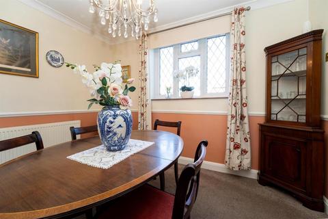 3 bedroom end of terrace house for sale, Buckingham Road, Borehamwood WD6