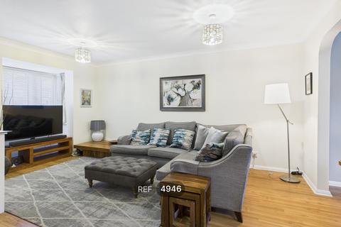 4 bedroom detached house to rent, Butler Smith Gardens, Ipswich, IP5 2FN