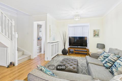 4 bedroom detached house to rent, Butler Smith Gardens, Ipswich, IP5 2FN