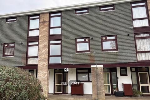 undefined, 34, Sproughton Court, Ipswich, IP8 3AJ