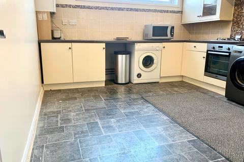 2 bedroom apartment to rent, STONEHAM LANE, SO50