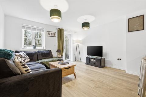 2 bedroom semi-detached house for sale, Kiln Way, Great Wakering, Essex, SS3
