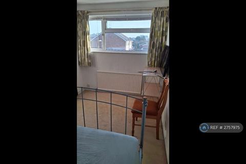 1 bedroom in a house share to rent, Longcroft Close, Basingstoke, RG21