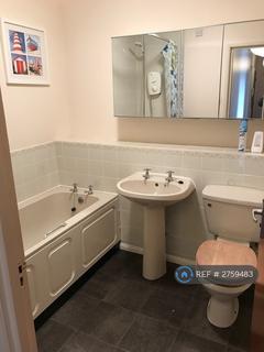 3 bedroom flat to rent, Taylor Close, Kingswood, Bristol, BS15
