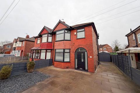 3 bedroom semi-detached house to rent, Montrose Avenue, Stretford, Manchester, M32