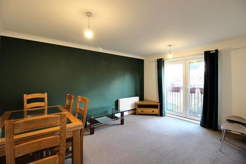 2 bedroom flat to rent, Alderney Way, Ashford TN24