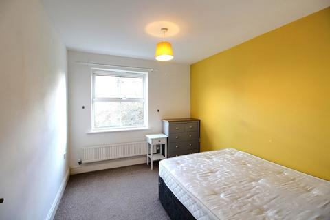 2 bedroom flat to rent, Alderney Way, Ashford TN24
