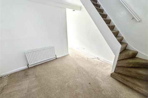 3 bedroom house to rent, Worland Road, Stratford
