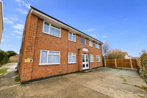 2 bedroom flat for sale, 9 Gainsborough Drive, Westcliff-on-Sea SS0