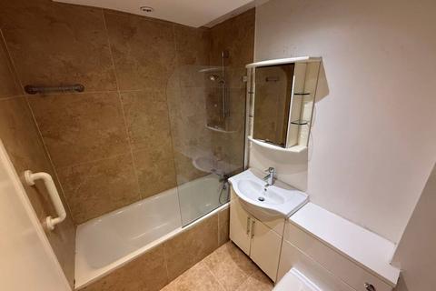 2 bedroom flat for sale, Flat , Redwood Court,  Christchurch Avenue, London