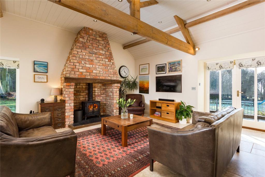 Kitchen/Snug Area