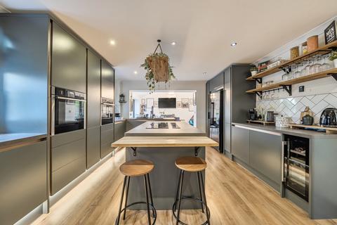 4 bedroom detached house for sale, Tudor Park, Taunton, Somerset, TA2