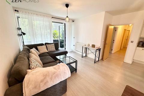 2 bedroom apartment to rent, 30 Queen Street, London N17