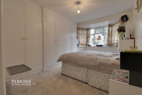 3 bedroom detached house to rent, Wembley, HA9