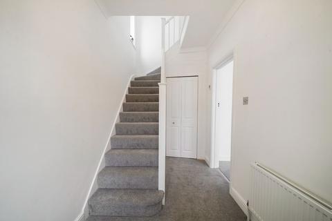 4 bedroom semi-detached house for sale, Chatsworth Crescent, Hounslow
