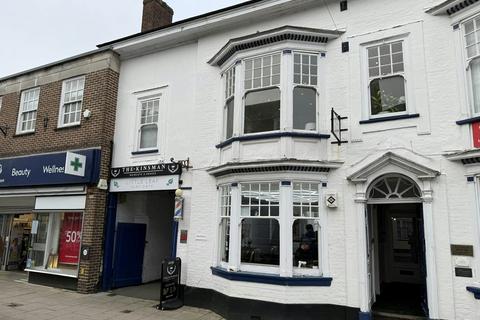 Restaurant to rent, 12-14 High St Petersfield GU32 3JG