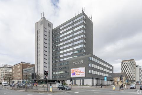 Office to rent, 35-43 Newport Rd Cardiff CF24 0AB