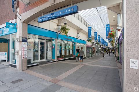 Retail property (high street) to rent, Nolton Arcade Bridgend CF31 3BL