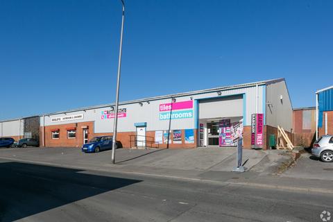 Showroom to rent, Pant Industrial Est Merthyr Tydfil CF48 2SR
