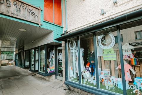 Retail property (high street) to rent, Unit 2 Penny Ln Cowbridge CF71 7EG
