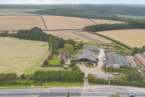 Land for sale, Oxford Rd Stokenchurch HP14 3SX