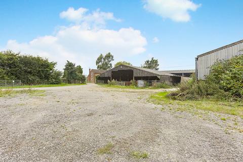 Land for sale, Oxford Rd Stokenchurch HP14 3SX