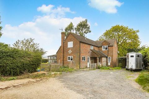 Land for sale, Oxford Rd Stokenchurch HP14 3SX