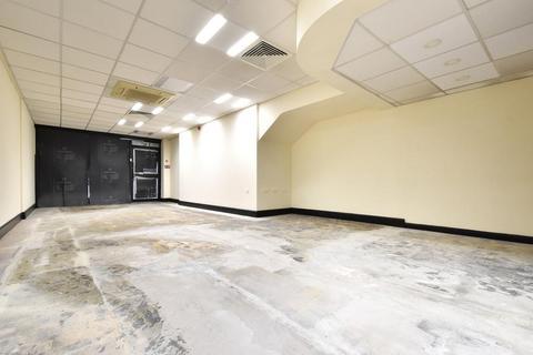 Retail property (high street) to rent, 104 Beckenham Rd Beckenham BR3 4RH