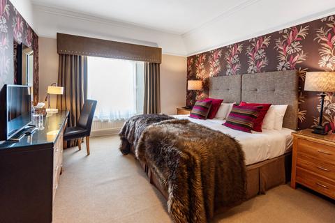Hospitality for sale, 3 Market Sq Melrose TD6 9PQ