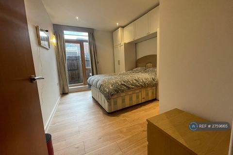2 bedroom flat to rent, Crown Street, Reading, RG1