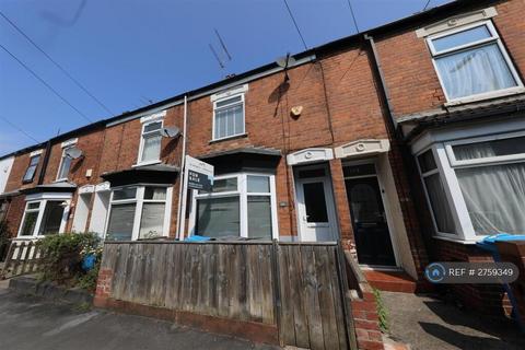 2 bedroom terraced house to rent, Thoresby Street, Hull, HU5