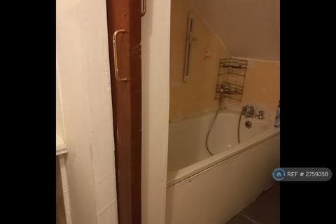 1 bedroom flat to rent, Willoughby Road, London, N8