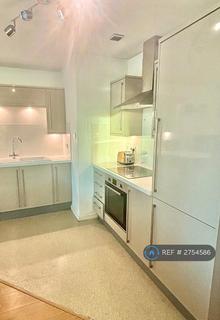 2 bedroom flat to rent, Chapel Street, Salford, M3
