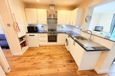 3 bedroom end of terrace house for sale, Bankfoot, Badgers Dene, Grays