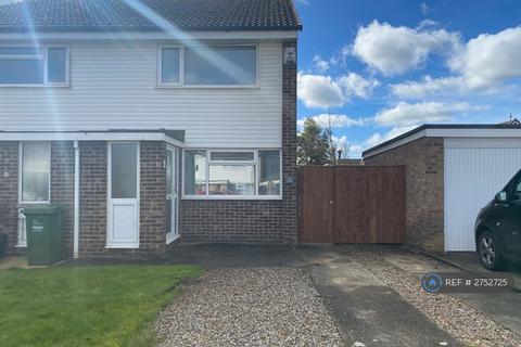 2 bedroom semi-detached house to rent, Carradale Close, Eaglescliffe, Stockton-On-Tees, TS16