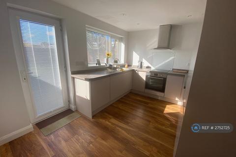 2 bedroom semi-detached house to rent, Carradale Close, Eaglescliffe, Stockton-On-Tees, TS16