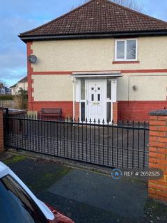 3 bedroom semi-detached house to rent, The Crescent, Irlam, Manchester, M44