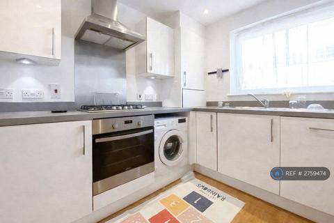 2 bedroom terraced house to rent, Pinson Way, Orpington, BR5