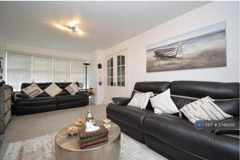 undefined, Lindale Grove, Wakefield, WF2
