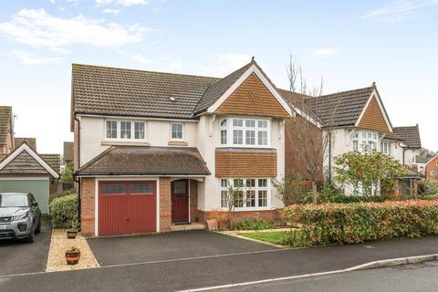 4 bedroom detached house for sale, Corn Croft Lane, Devizes, SN10